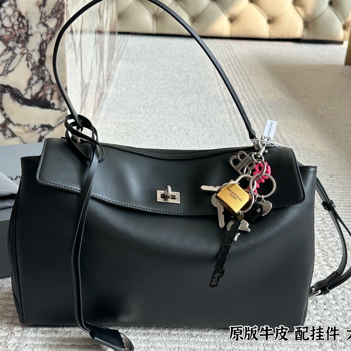 Balenciaga Shoulder Bag Ladies' Favorite