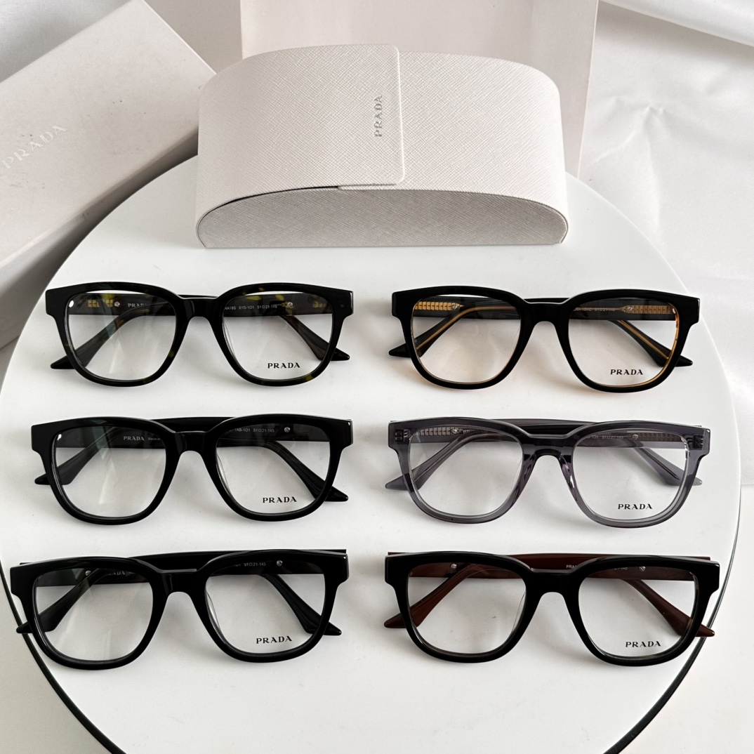 Prada Sunglasses PRA18S SM021