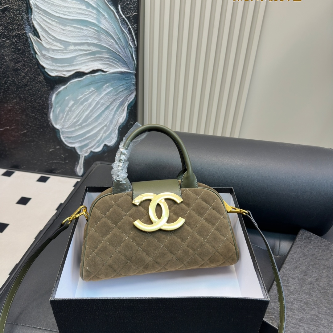 Chanel Shoulder Bag Ladies' Favorite