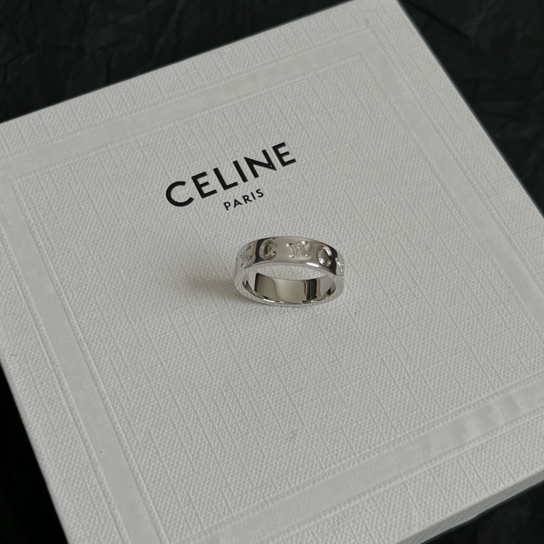 Celine Jewelry Rings The medieval Arc de Triomphe carved hollow patterns