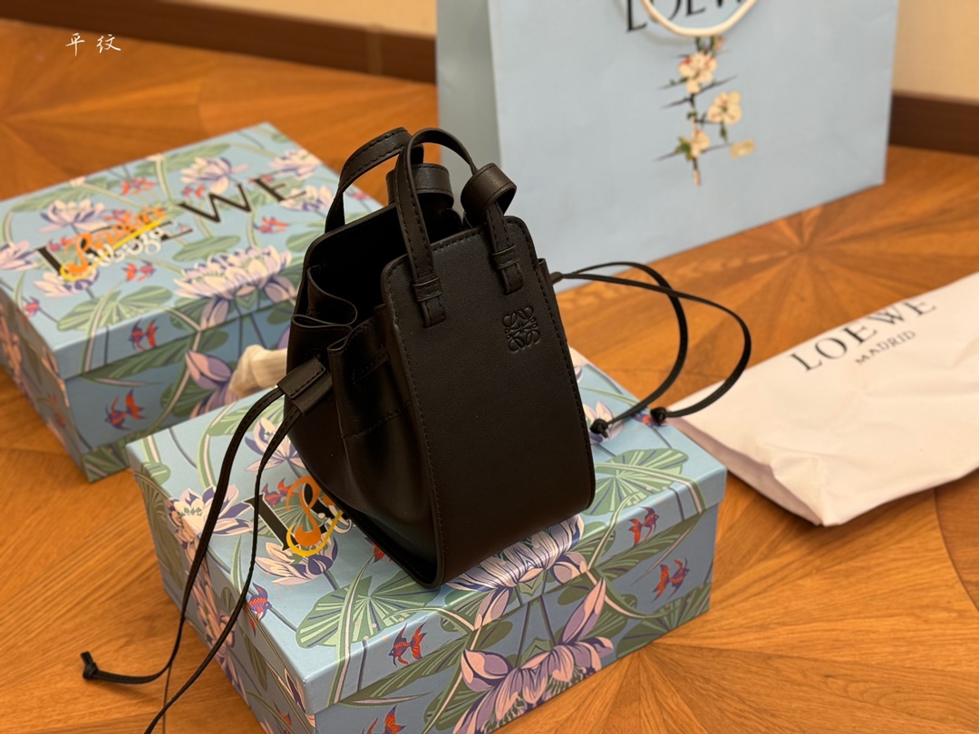 Loewe Hammock Bag 002 LLS051 20cm