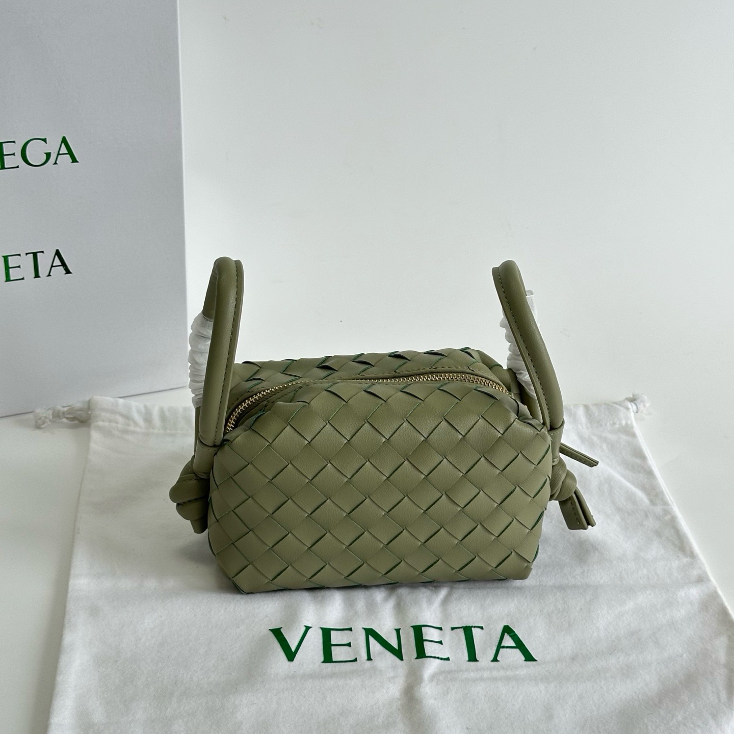Bottega Veneta Shoulder Bag Ladies' Favorite