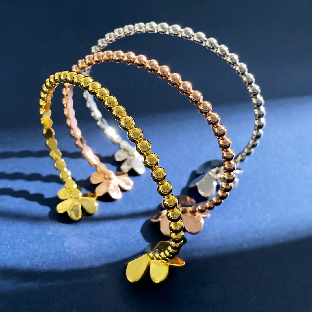 Van Cleef & Arpels Jewelry Bangle vca mirror clover six-petal flower size double-beaded open bracelet