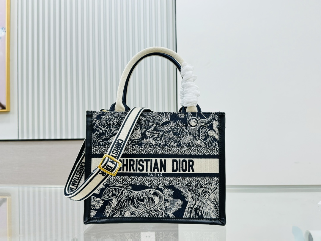 10A + top quality Dior Book Tote With Strap 8833 LM012042062 26-42cm