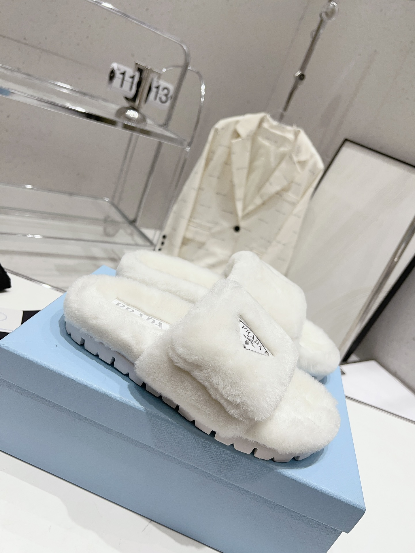 Prada shoes 052 XM072