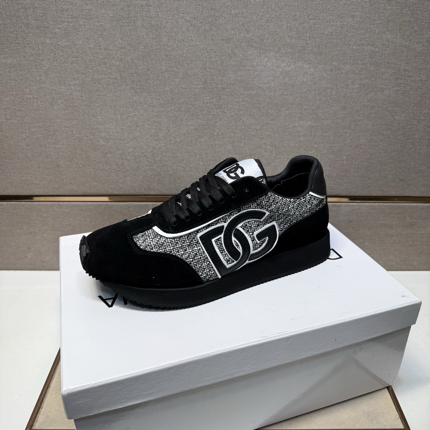 D&G Shoes Sports Shoes Canvas