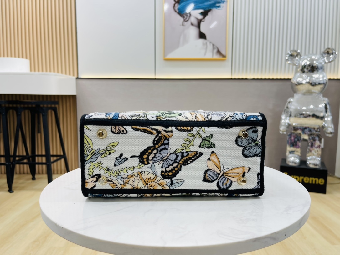 10A + top quality Dior Medium Lady D-Lite Bag 9920 DD003 24cm