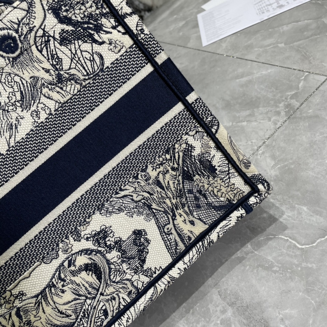 10A + top quality Medium Dior Book Tote 0175 XB022 36cm