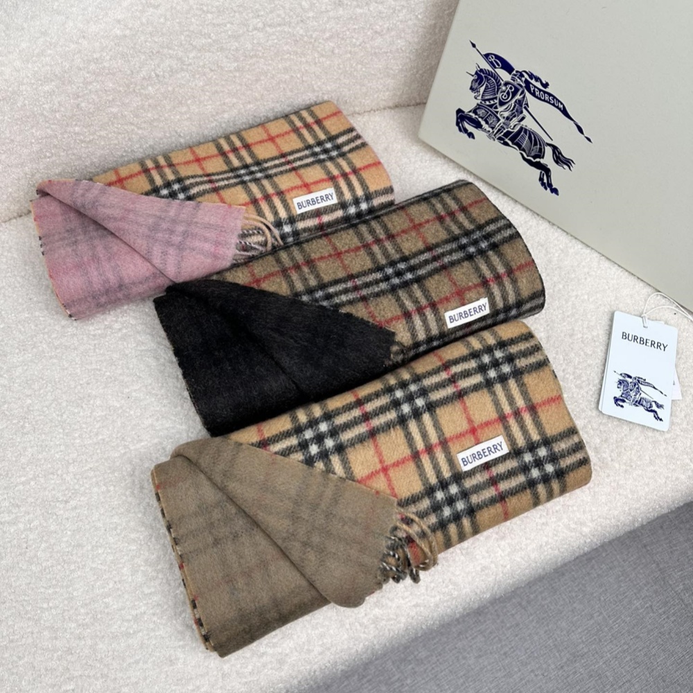 Burberry Classic Scarf 100% Cashmere 30*200cm Accessories