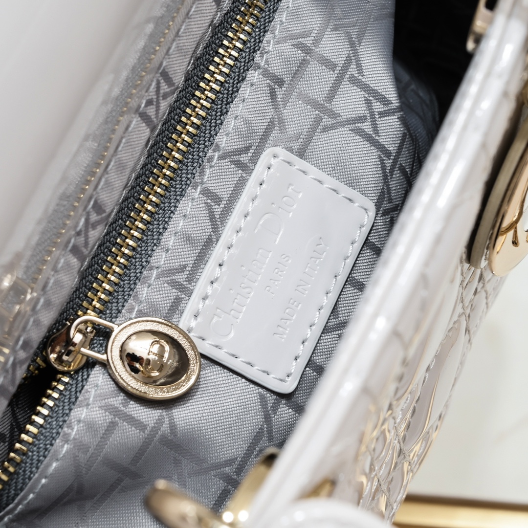 Small Lady Dior My ABCDior Bag White patent leather CD2026 XB081 20cm