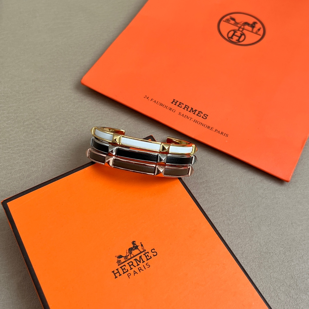 Hermes Jewelry Bangle Open Liu Ding