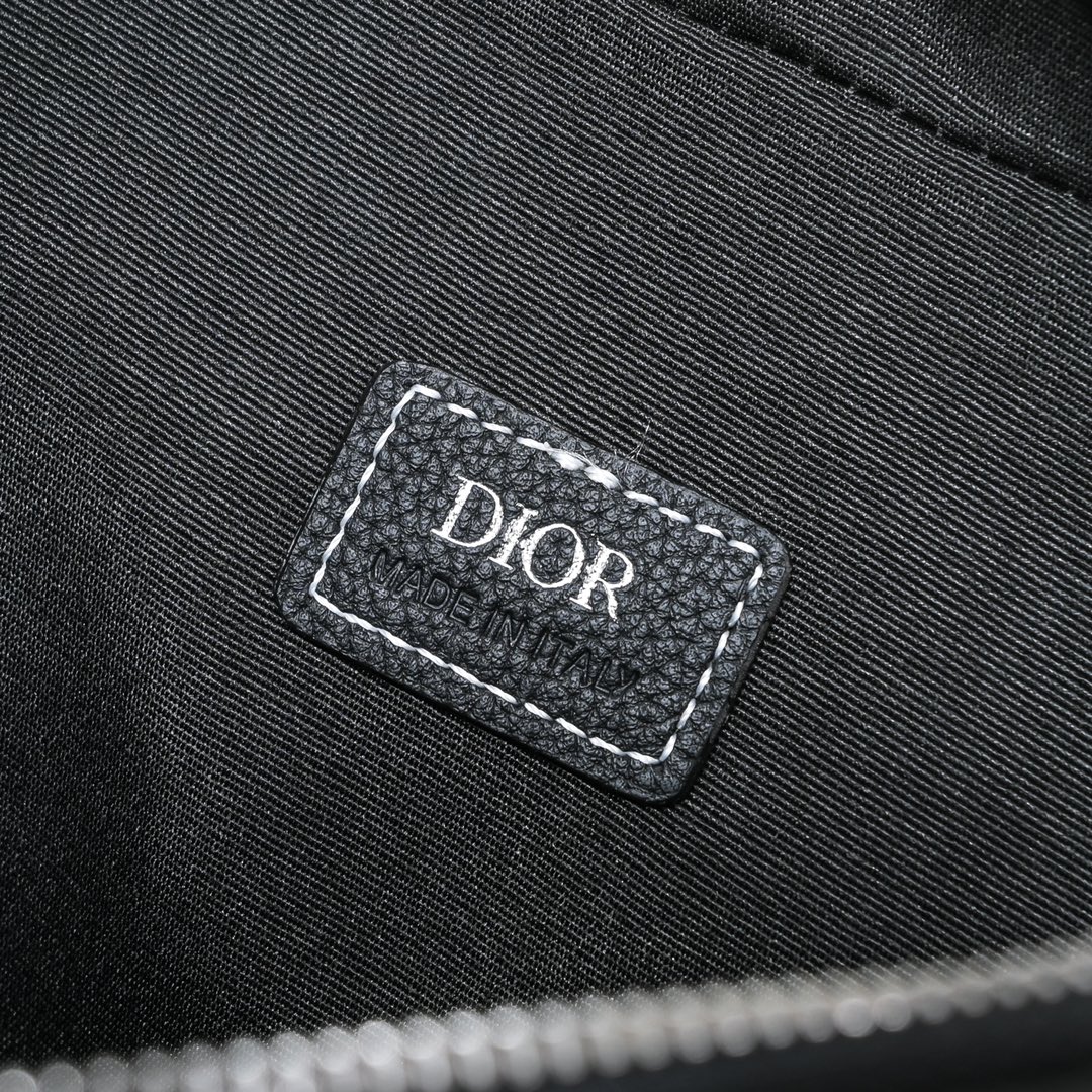 Dior Safari Messenger Bag 1050 XB022 22cm