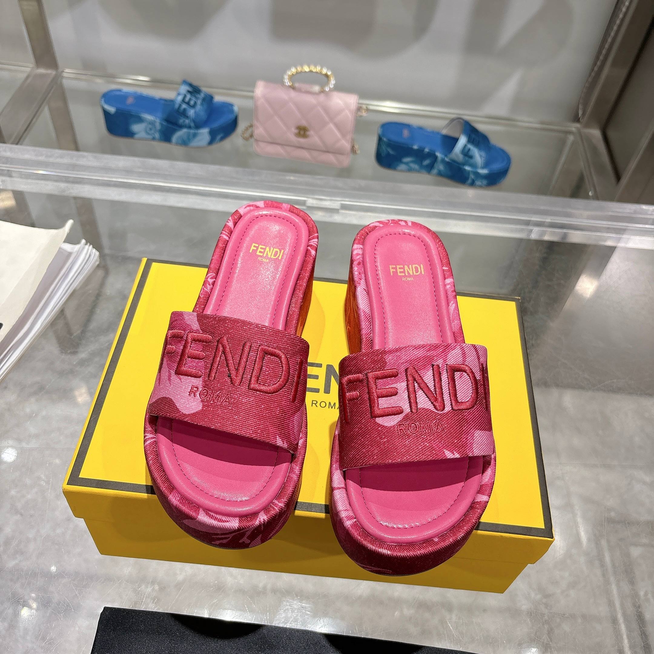 Fendi Shoes Slippers