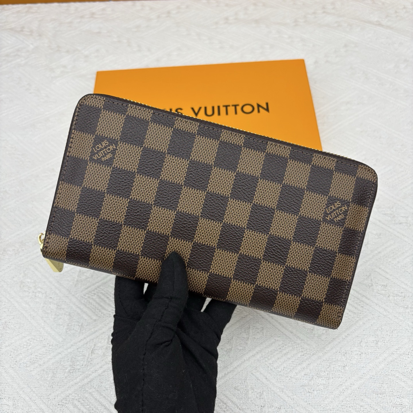 Louis Vuitton Wallet Card Holder Monogram M60003