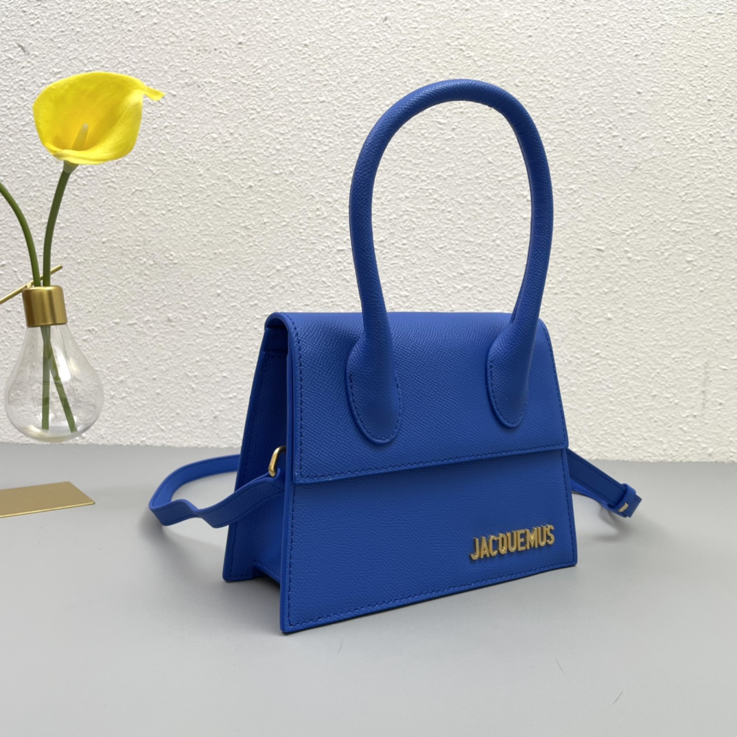 JACQUEMUS 2022 22PJ051