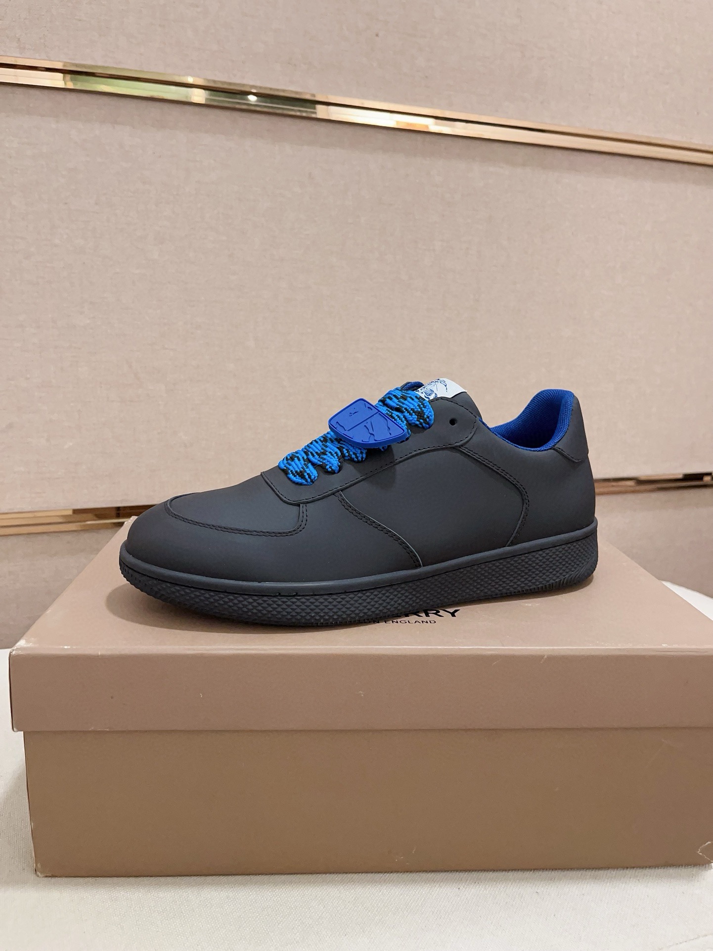 Burberry Shoes Casual Shoes Leather Cowhide