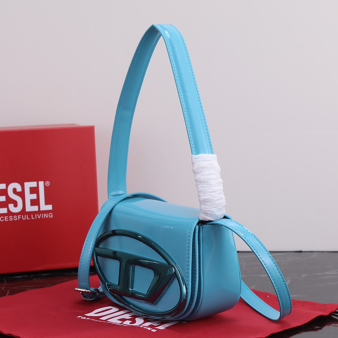 Diesel 1DR Shoulder Bag 521 LM09 20cm