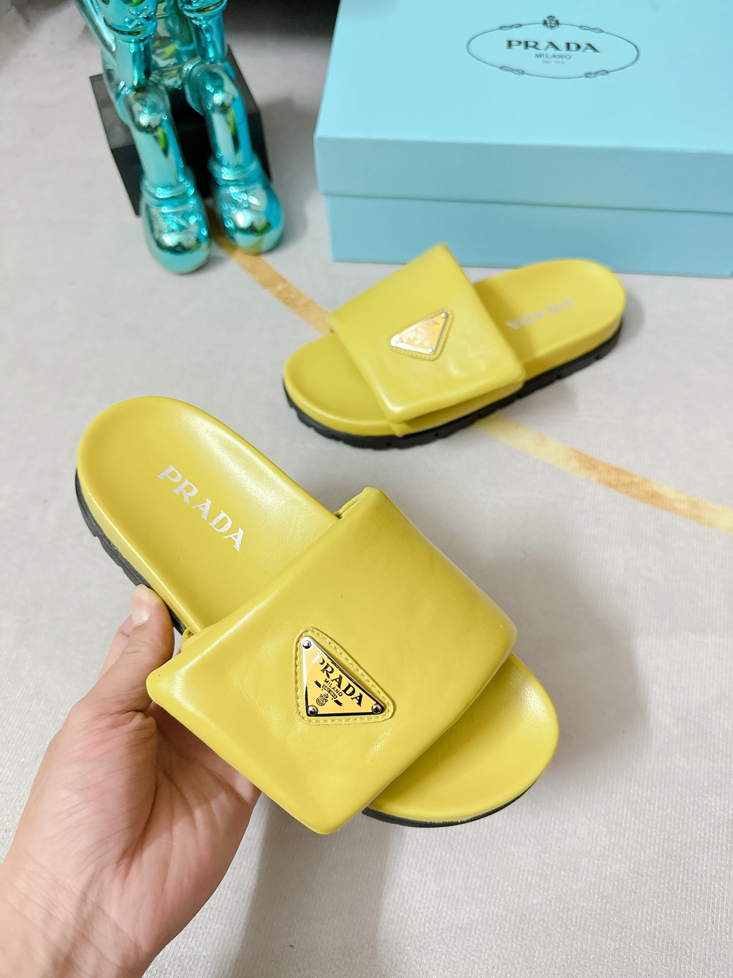 Prada shoes 019 XM 092