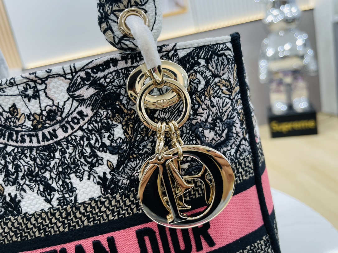 10A + top quality Dior Medium Lady D-Lite Bag 9920 DD003 24cm