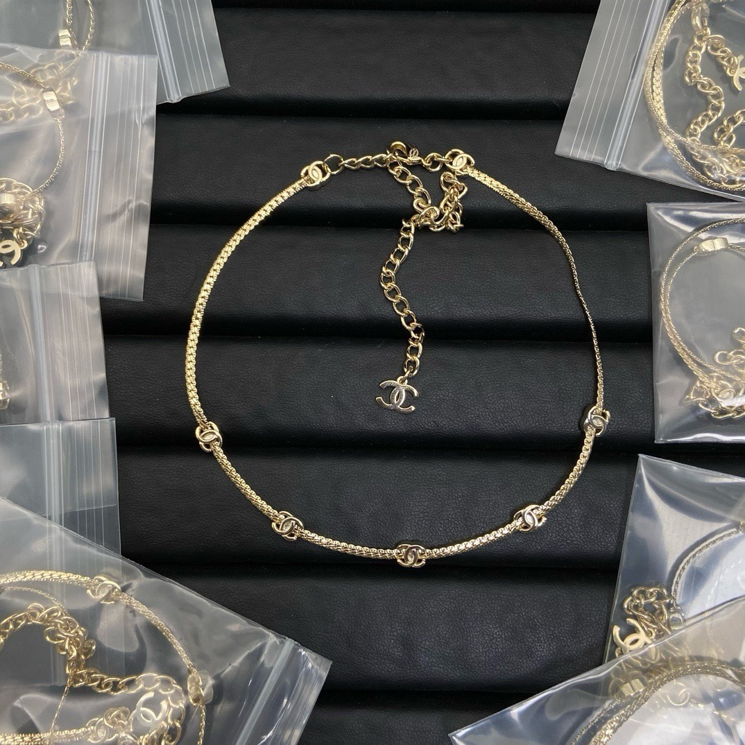 Chanel Necklace 039