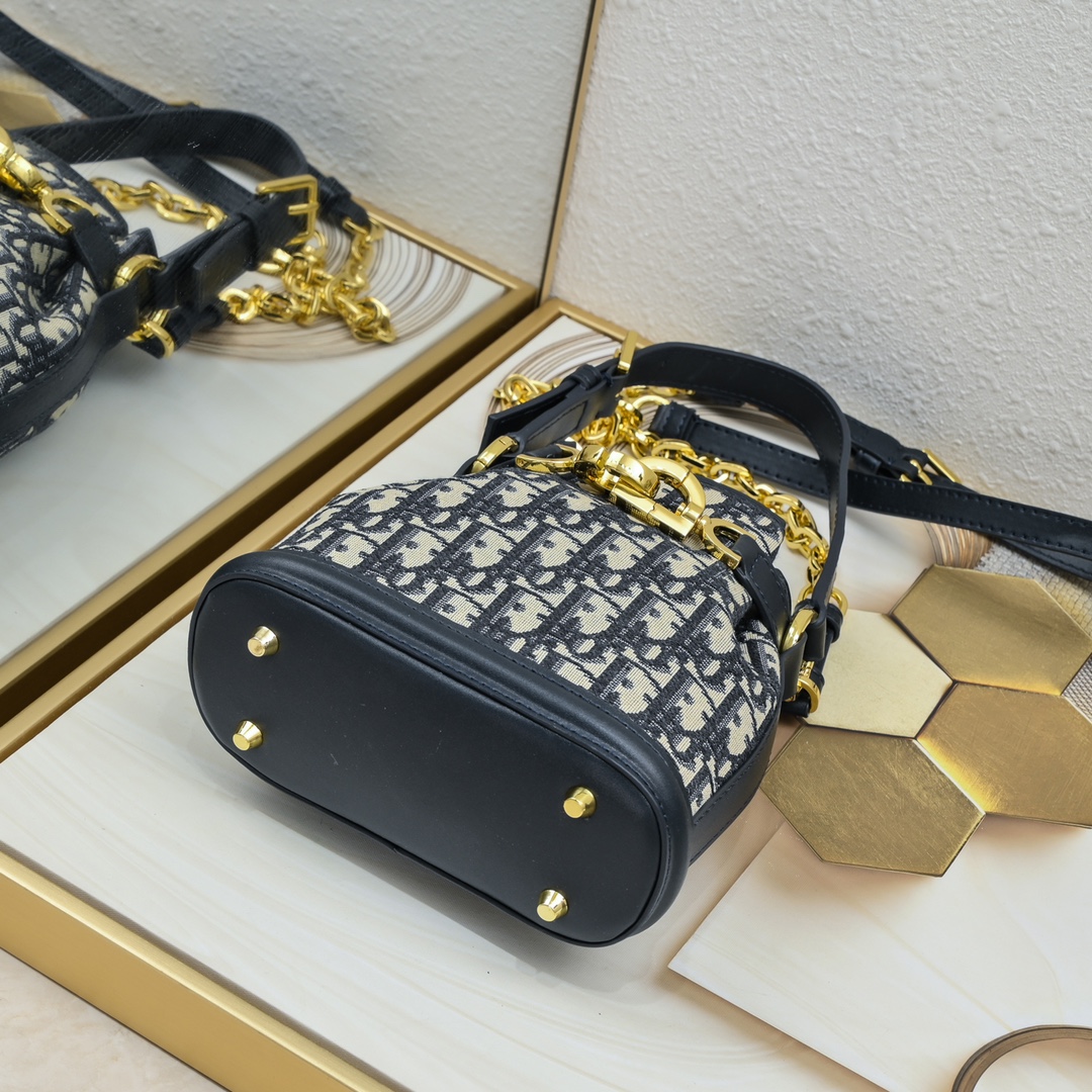 Small C'est Dior Bag 9565 LM071 18cm