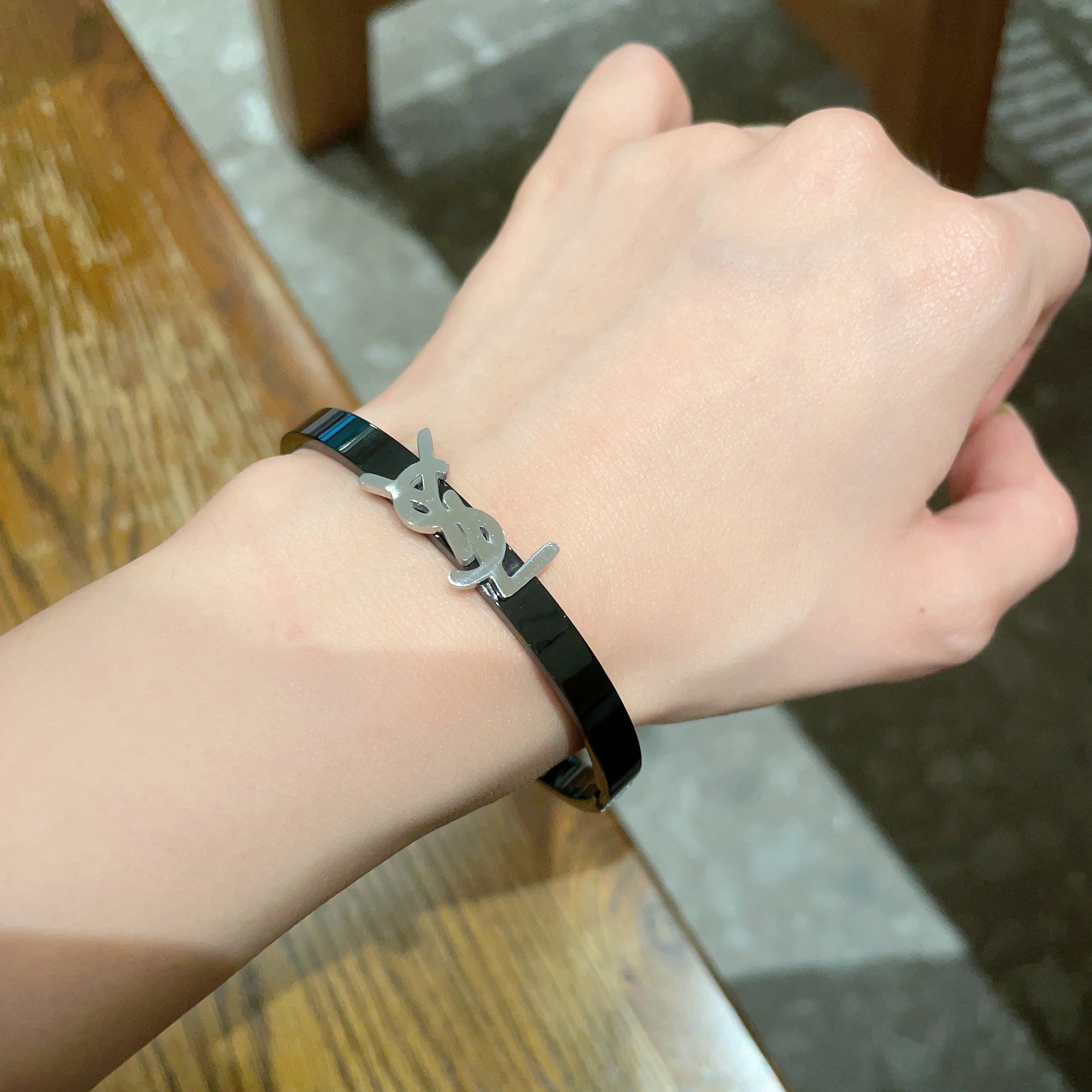 Saint Laurent Jewelry Bangle Carved Letter Narrow Edition Rose Gold with Carbon Black Bracelet