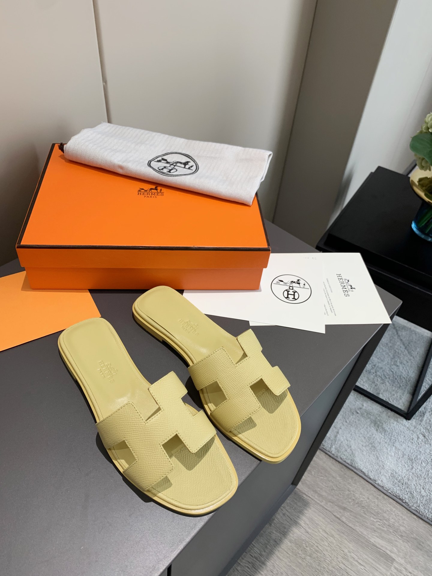 Hermes shoes 007 XM 072