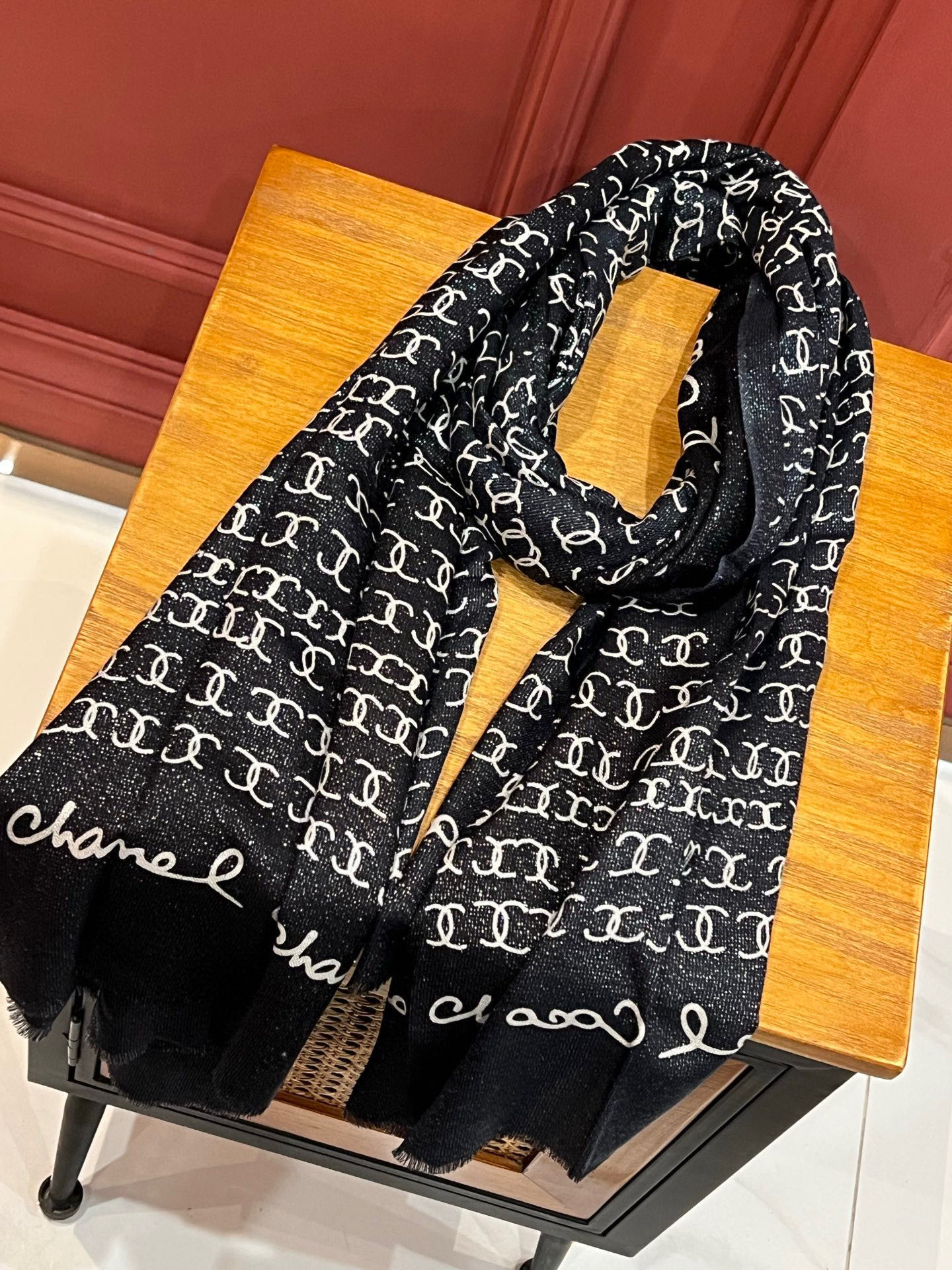 Chanel Scarf Hand-Painted Logo Silver Line Long Scarf 100% Cashmere 110*200cm Accessories