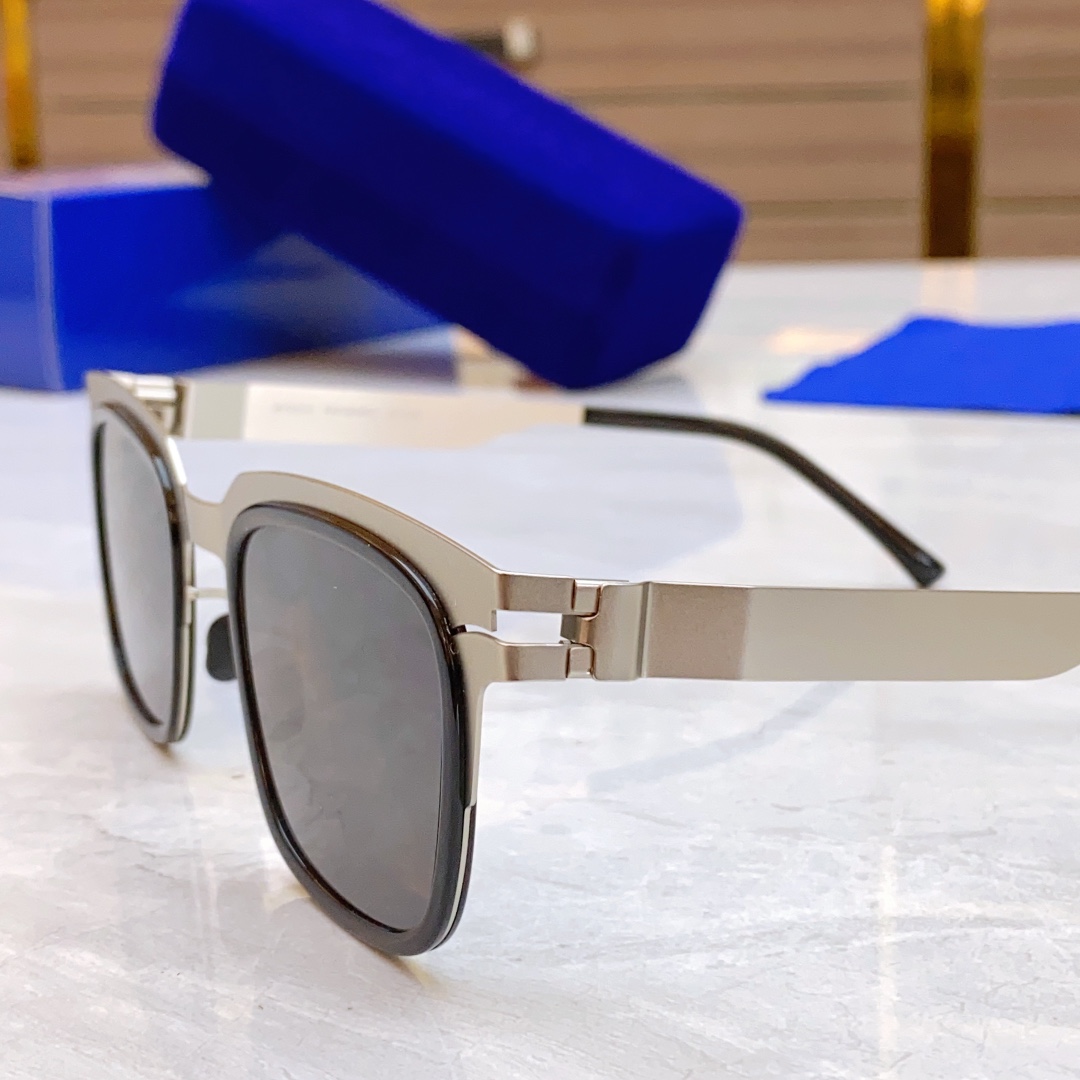 Ray-Ban Sunglasses RAYMOND