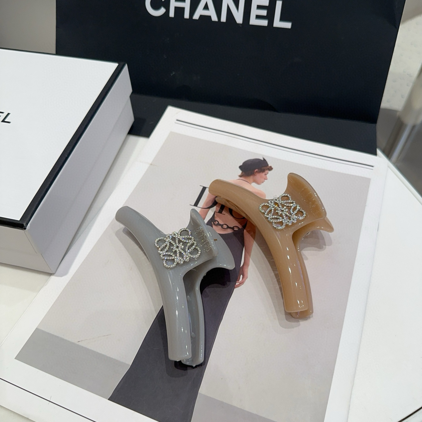 Loewe Jewelry Hairpin Anagram Diamond-Shaped Logo Clip