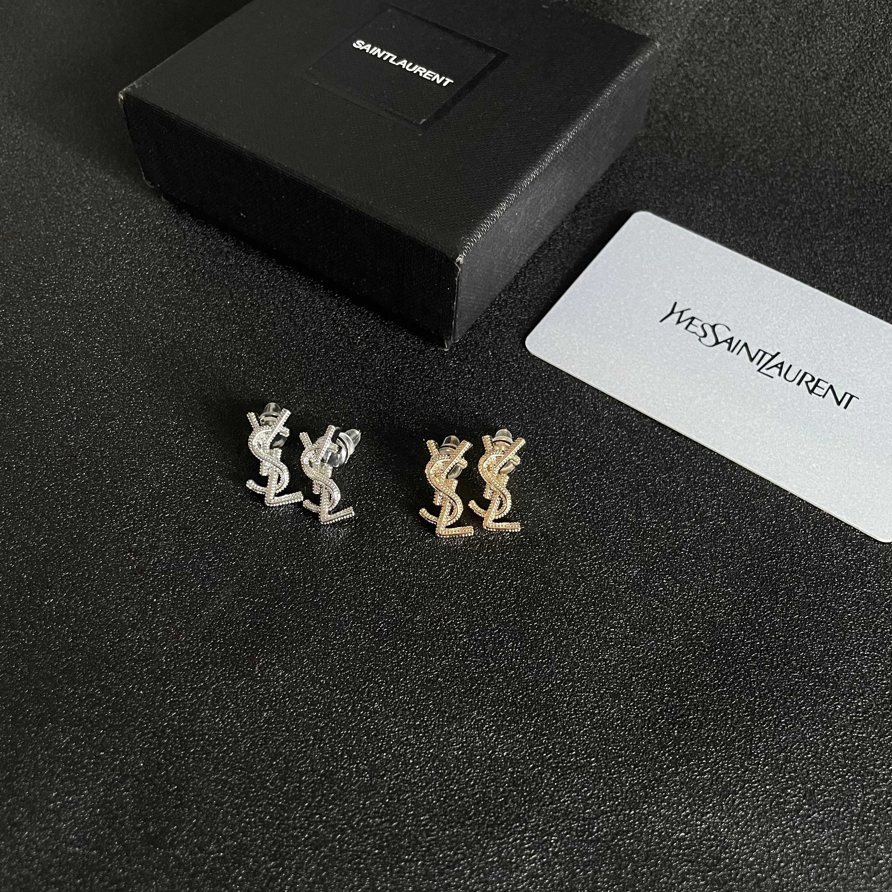 Saint Laurent Jewelry Earring Retro luxury is not complicated