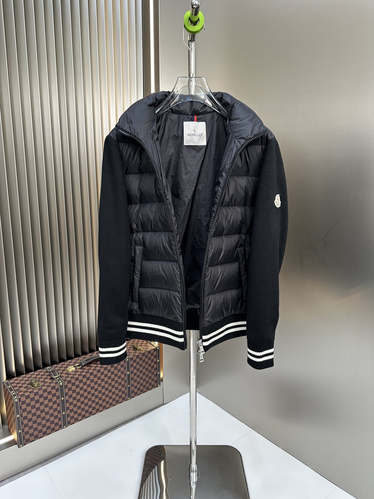 Moncler Down Jacket Ladies' Favorite Clothes