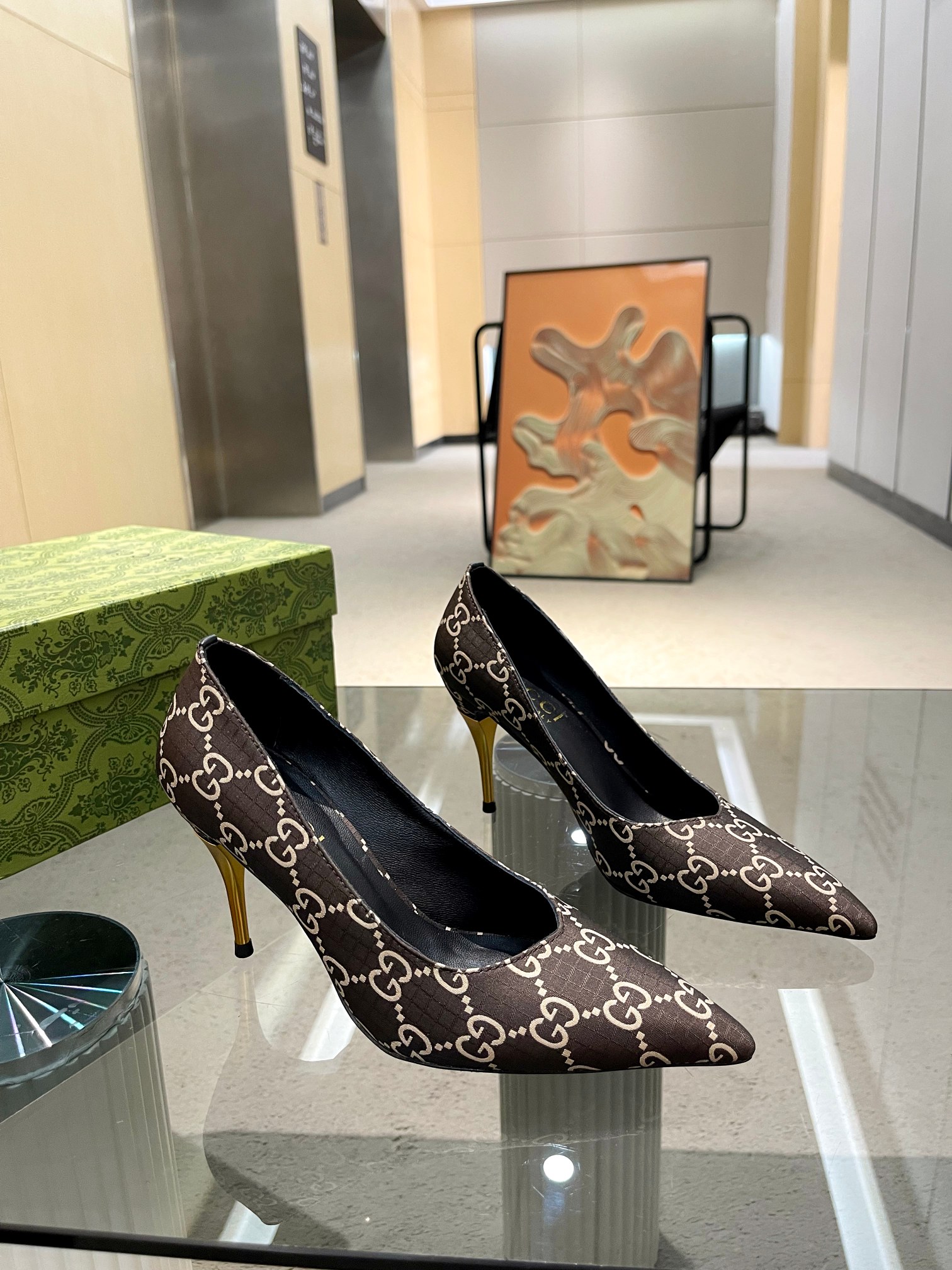 Gucci shoes 044 XM062