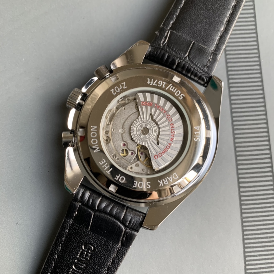 OMEGA Speedmaster 44mm