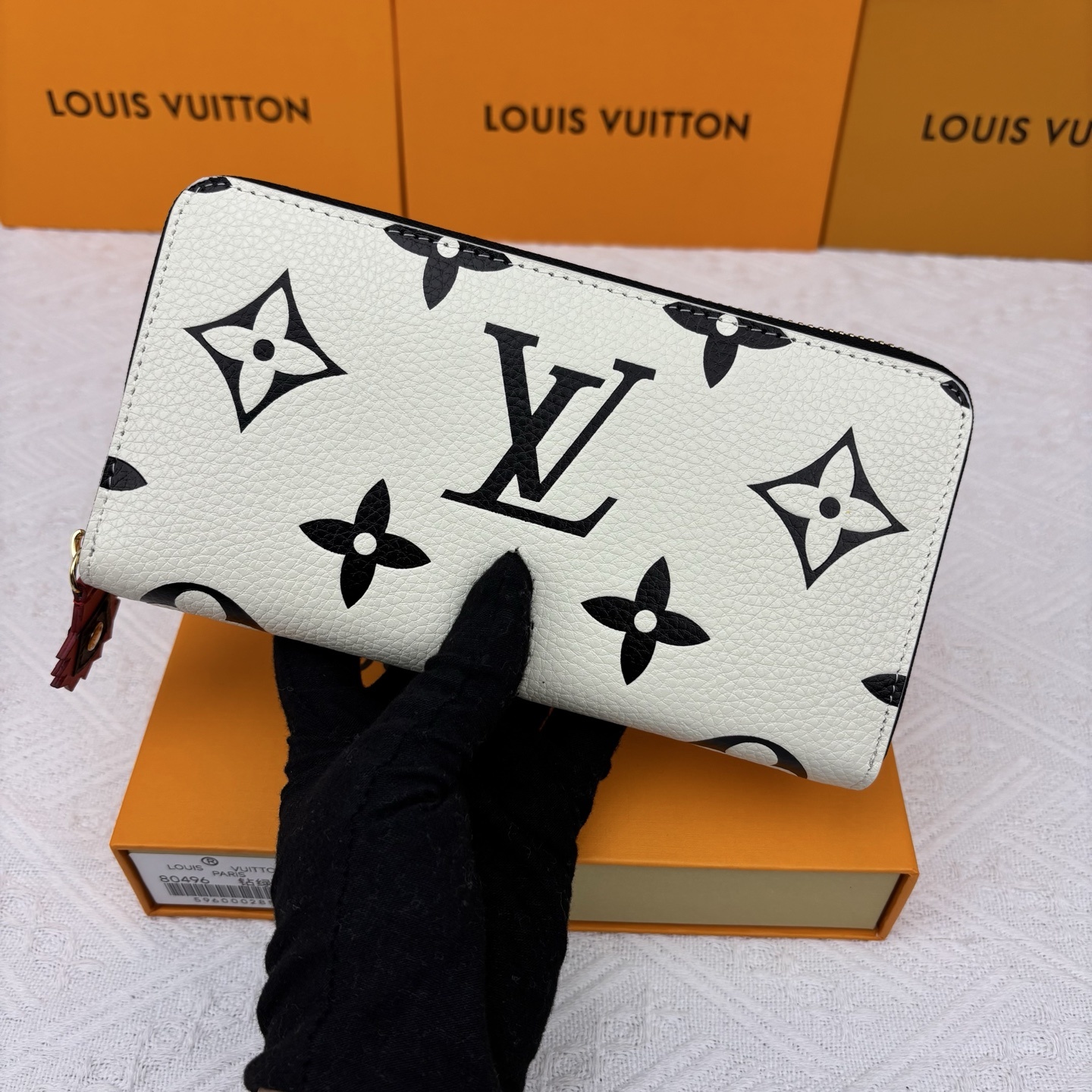 Louis Vuitton Wallet Card Holder Monogram M69698