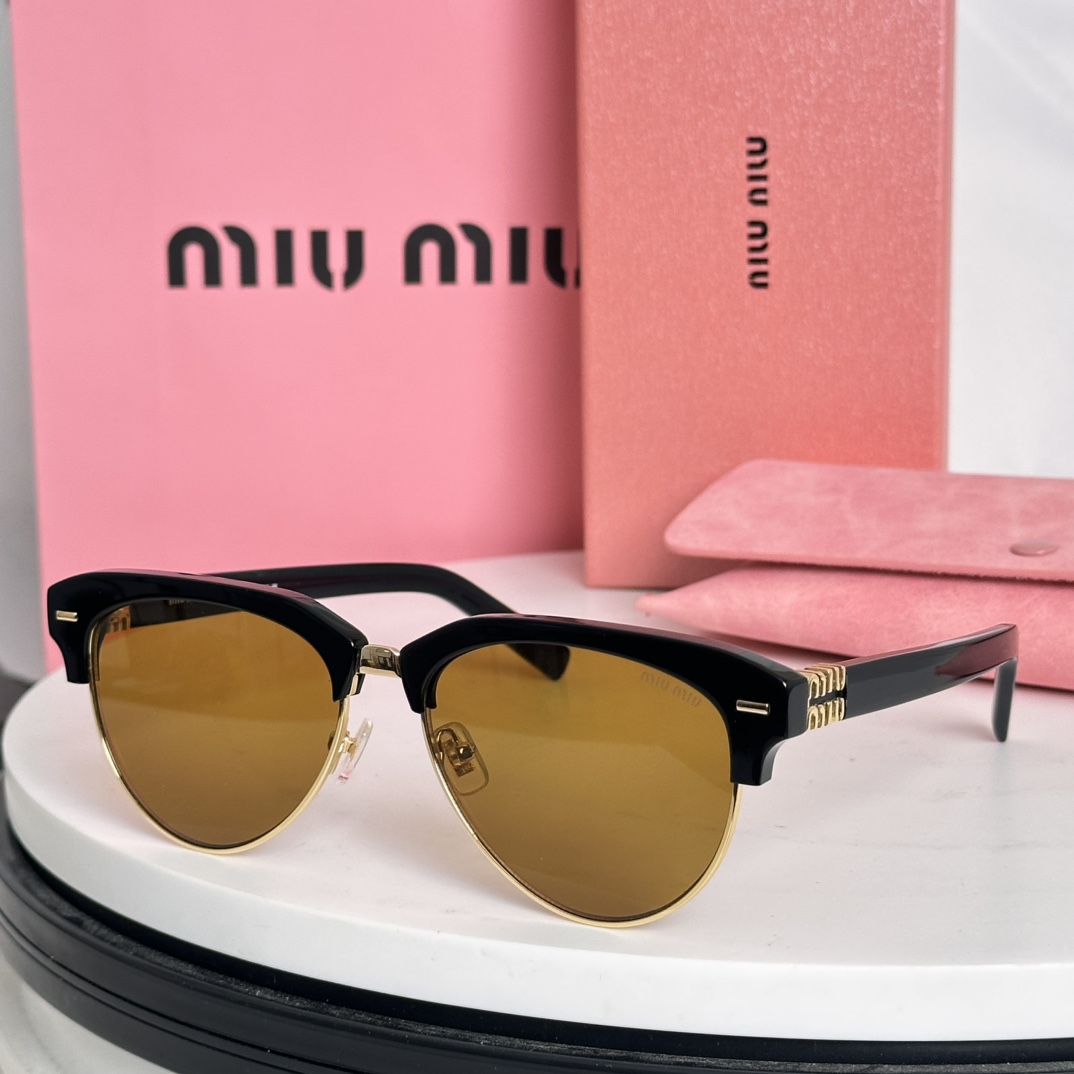 Miu Miu Sunglasses SMU09ZS SM021
