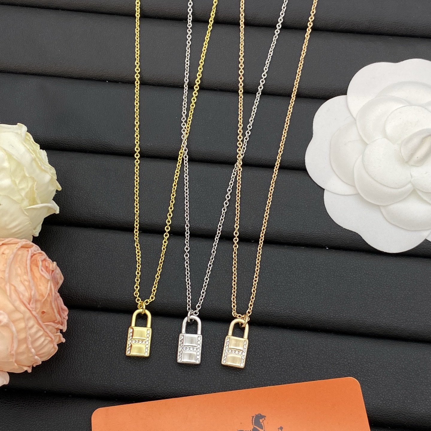 Hermes Jewelry Necklace  Lock Shape