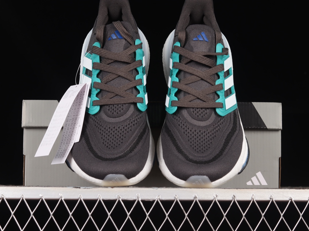 Ad Ultra Boost Light 23 HQ6342 XM542