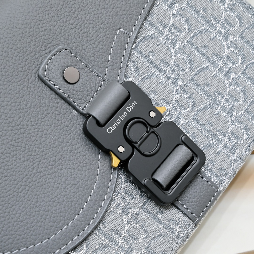 Dior Mini Saddle Bag With Strap 9911 XB012 23cm