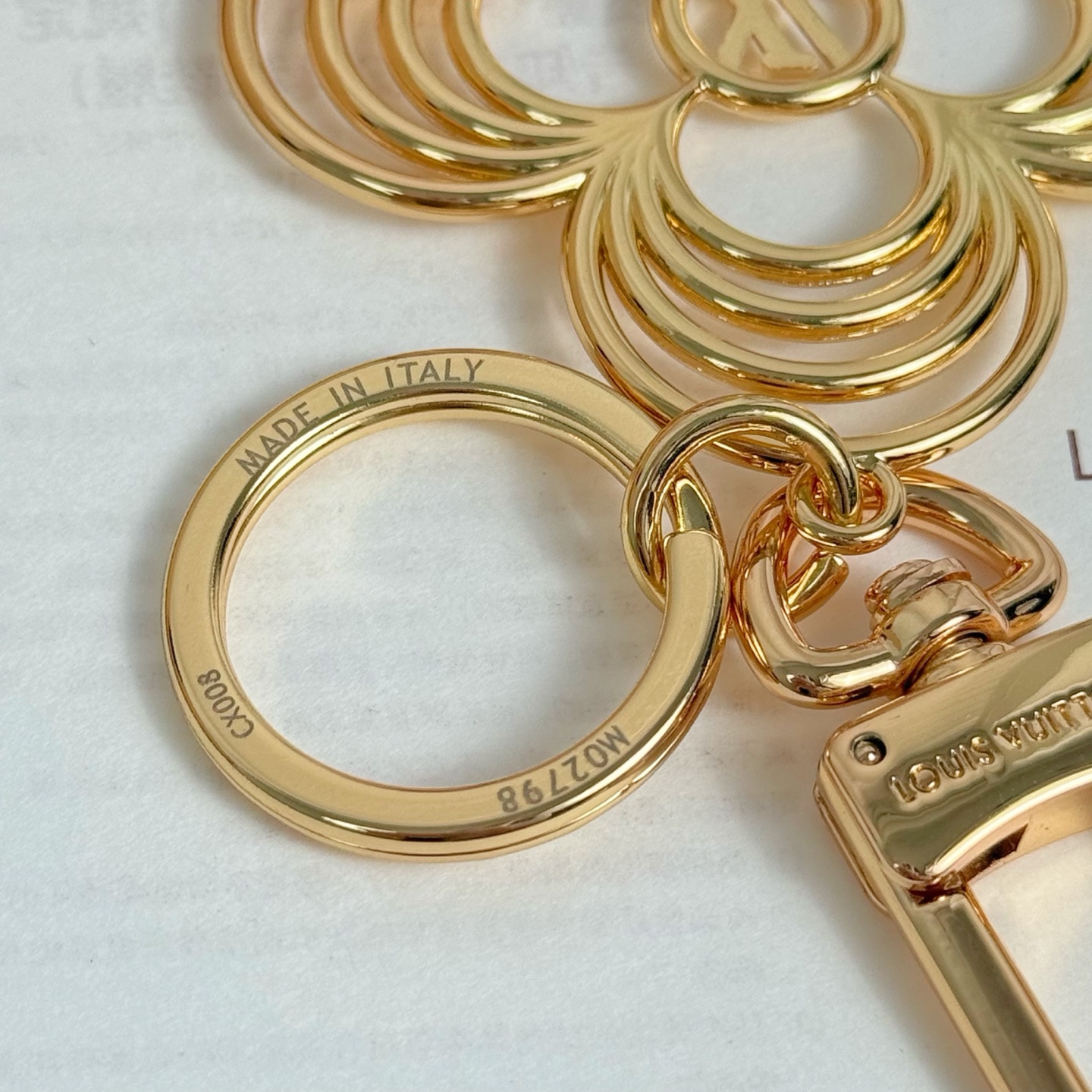 Louis Vuitton Key Chain Breeze Wire Floral Keychain Accessories