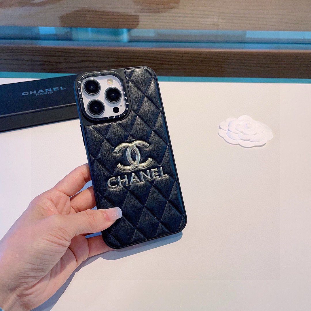 Chanel Phone Case Embossed Electroplated Gold Hot Stamping Logo All-Around Phone Case Accessories