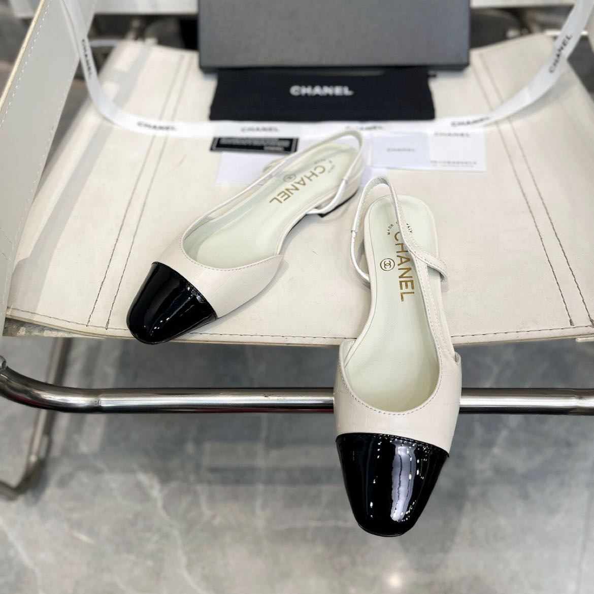 Chanel shoes 052 HL052