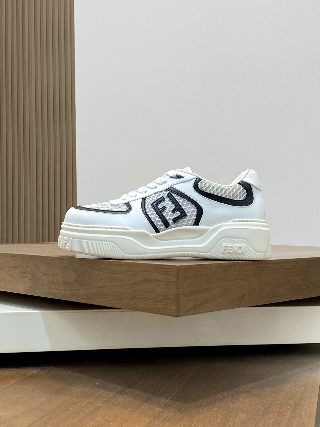 Fendi Shoes Casual Shoes