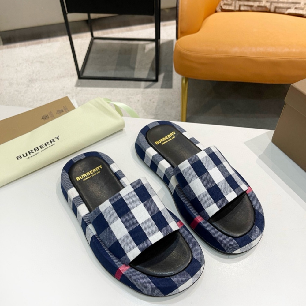 Burberry Shoes Slippers Canvas