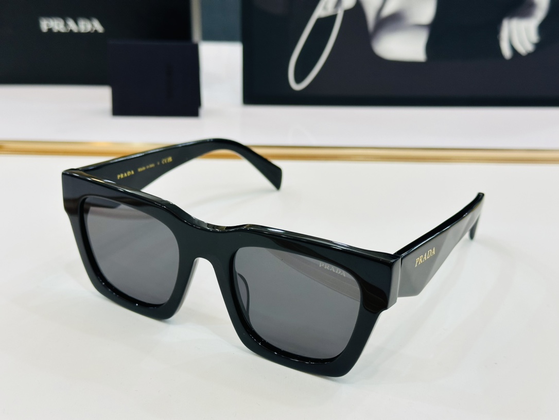 Prada Sunglasses PRA06SF SM051
