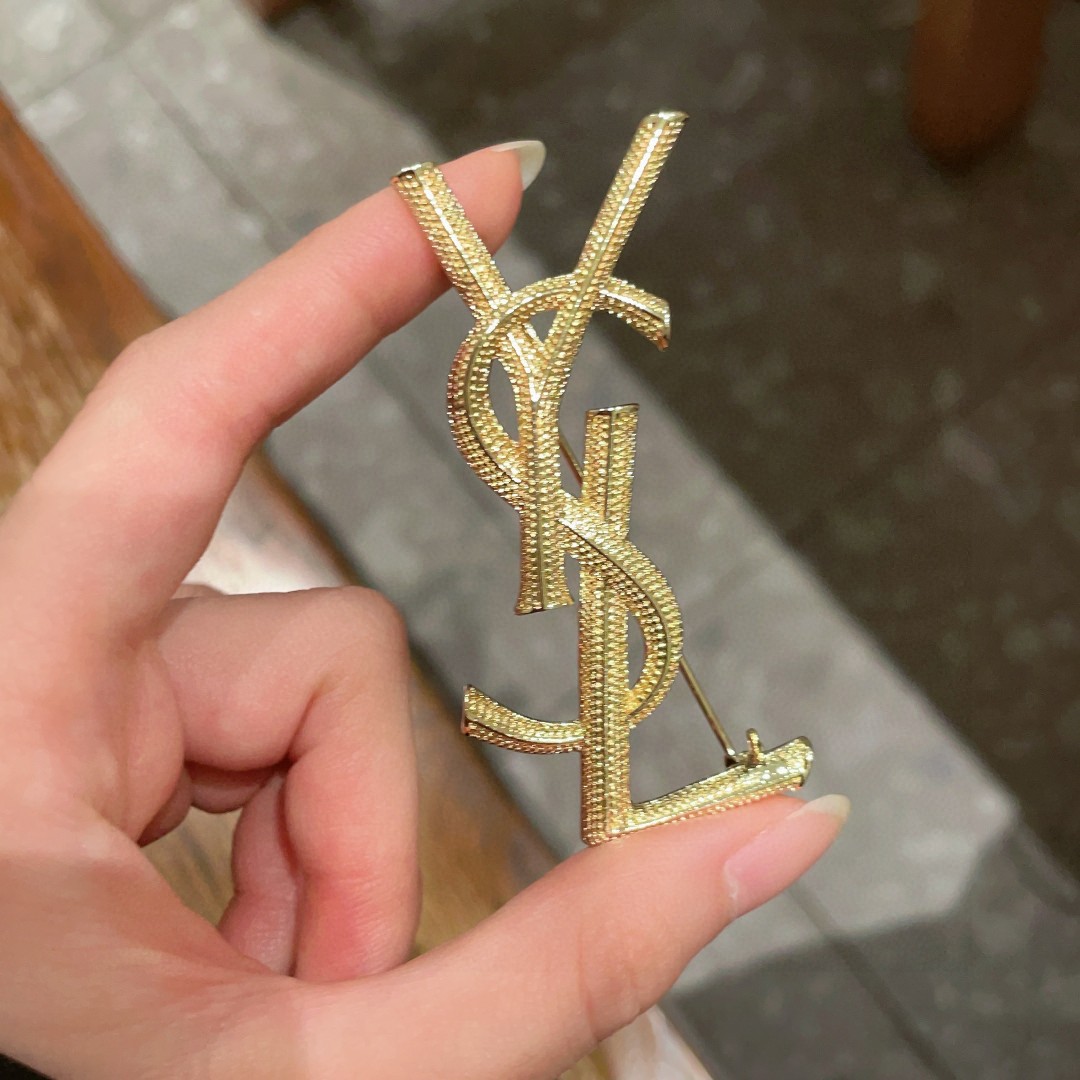 Saint Laurent Jewelry Brooches  Flash Diamond Letter