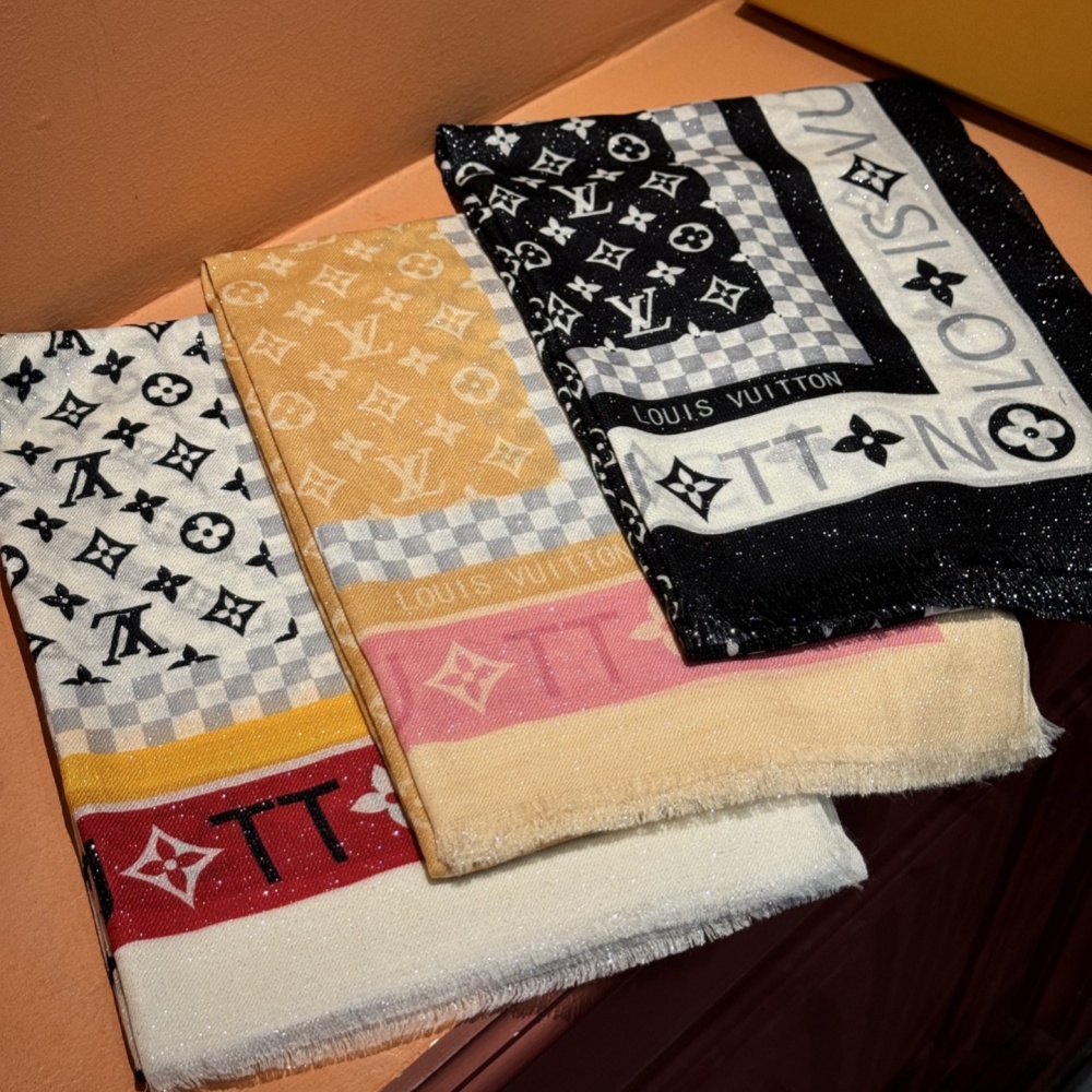 Louis Vuitton Scarf L Letter And Pattern Silver Silk Long Scarf 100% Cashmere 110*200cm Accessories