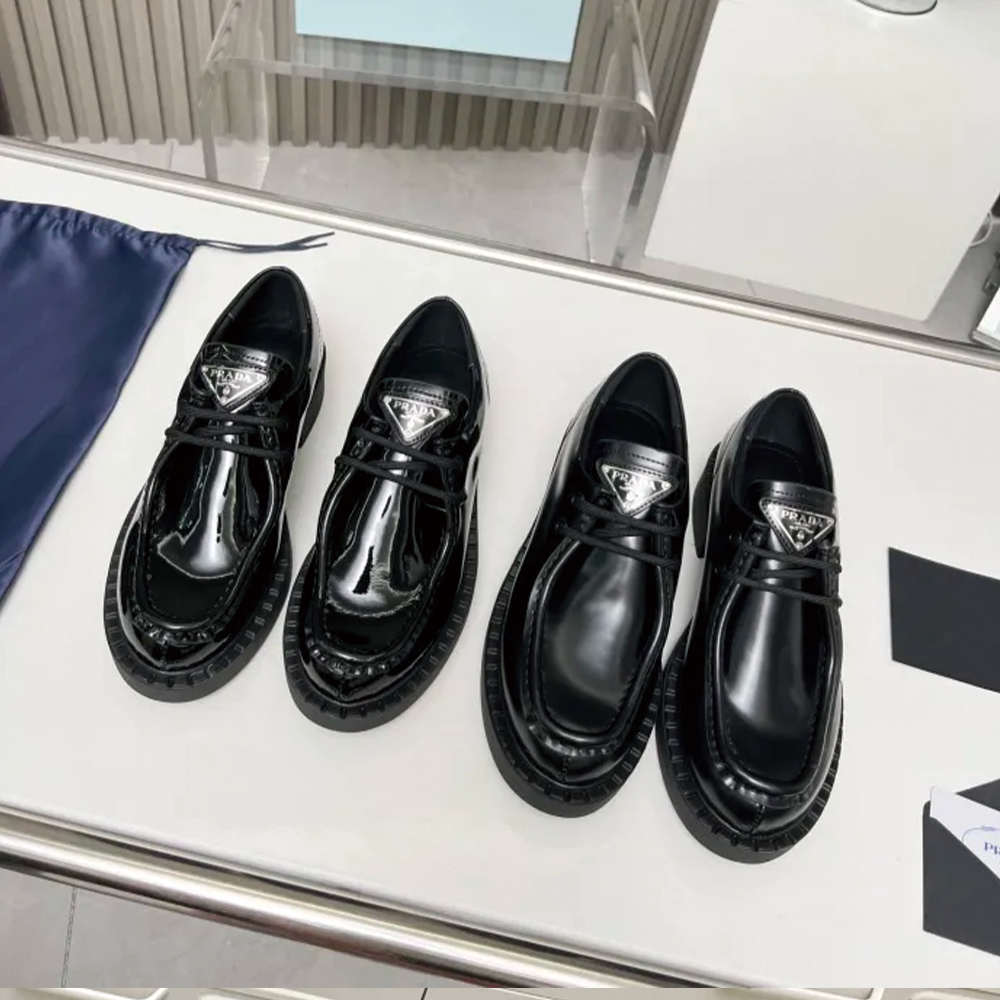 Prada 010 Casual shoes XM092