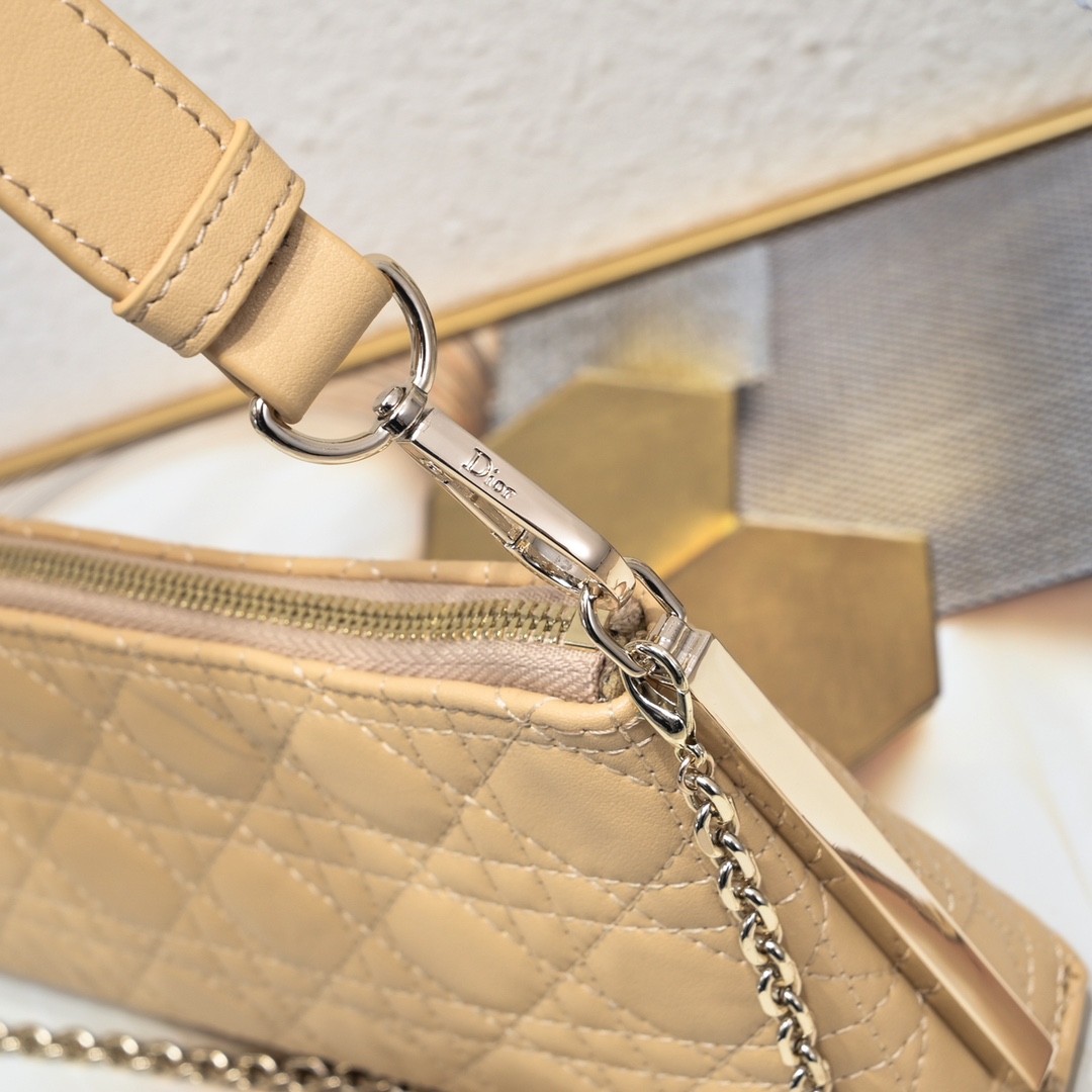 Dior Club Bag 7700 XB061 27cm