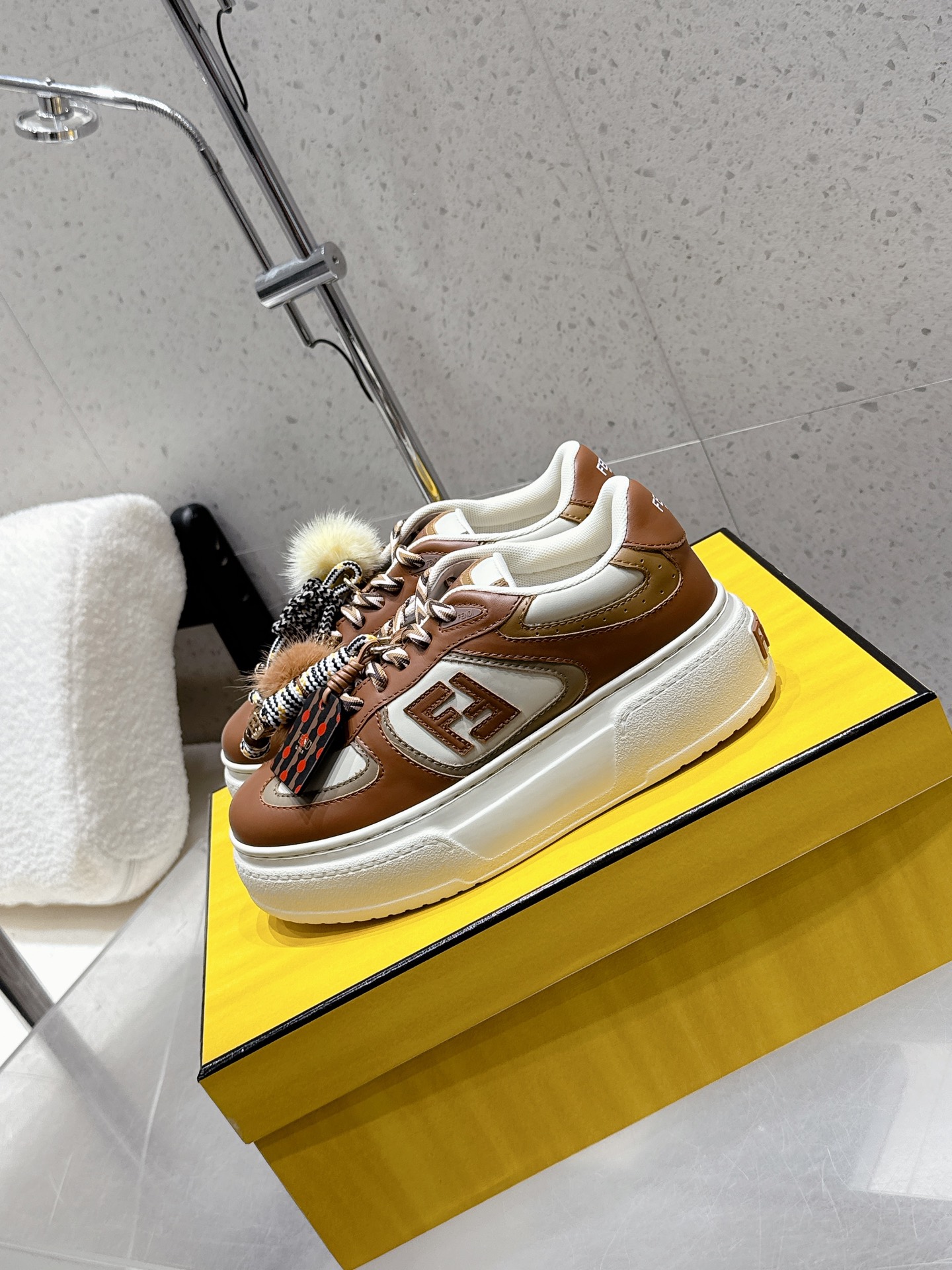 Fendi Shoes Casual Shoes